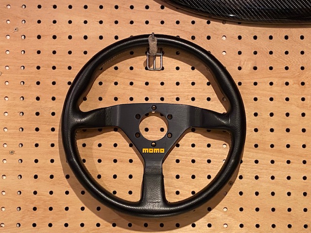 中古momoステアリング Car Make Corn S