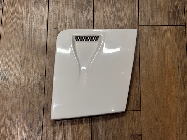 Ｇａｒａｇｅ Ｖａｒｙ製ヘッドライトカバーＴ１